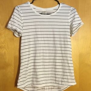 Calia by Carrie Underwood T shirt